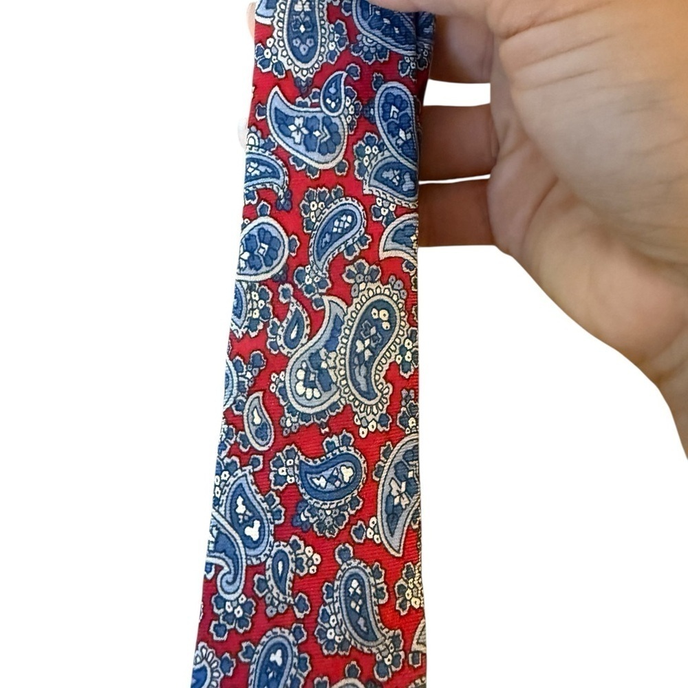 Christian Dior Red and Blue Paisley Silk Tie - Picture 2 of 3